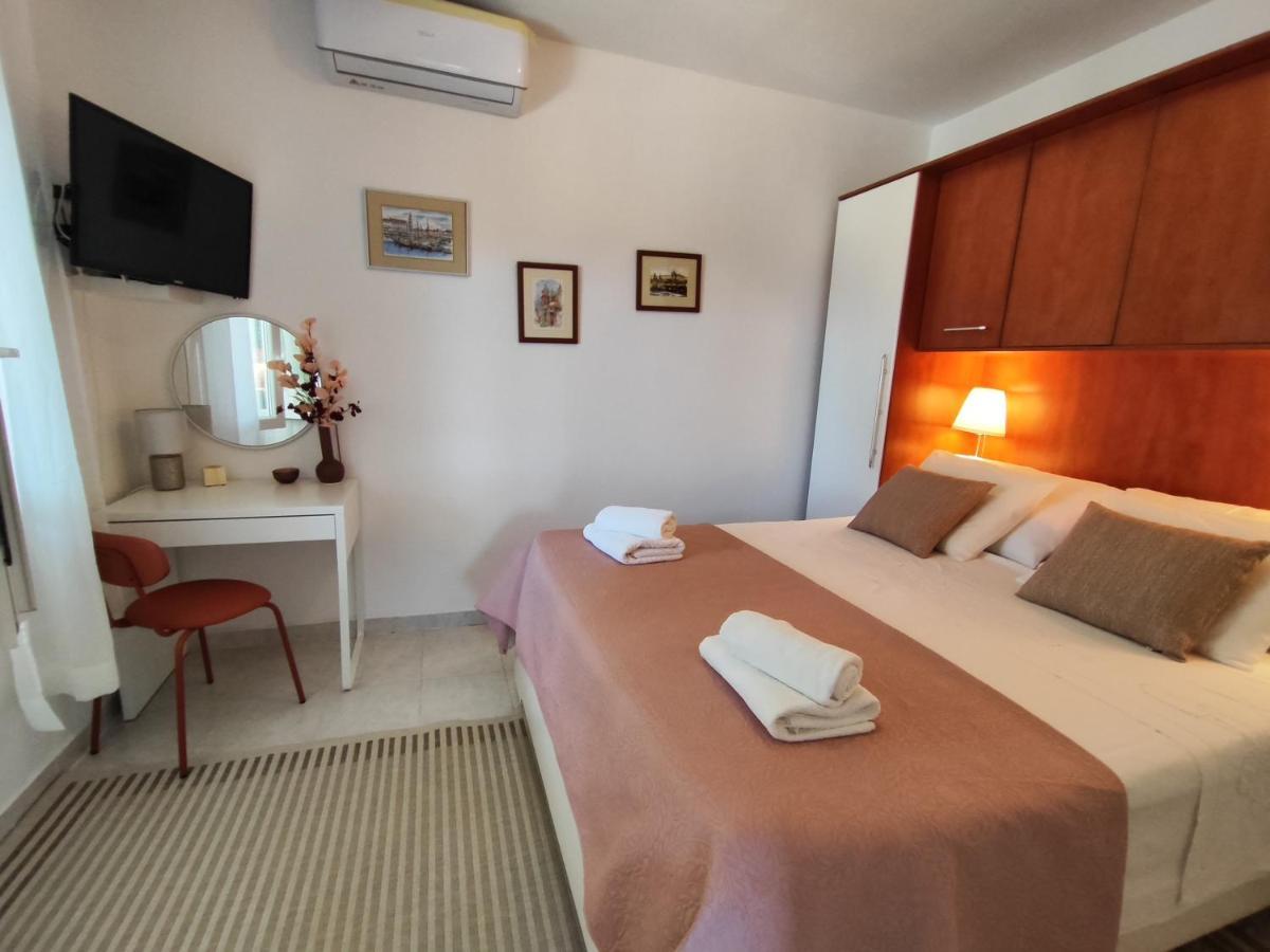 Willa Weekend House Olive Garden Donje Selo na Šolti Zewnętrze zdjęcie